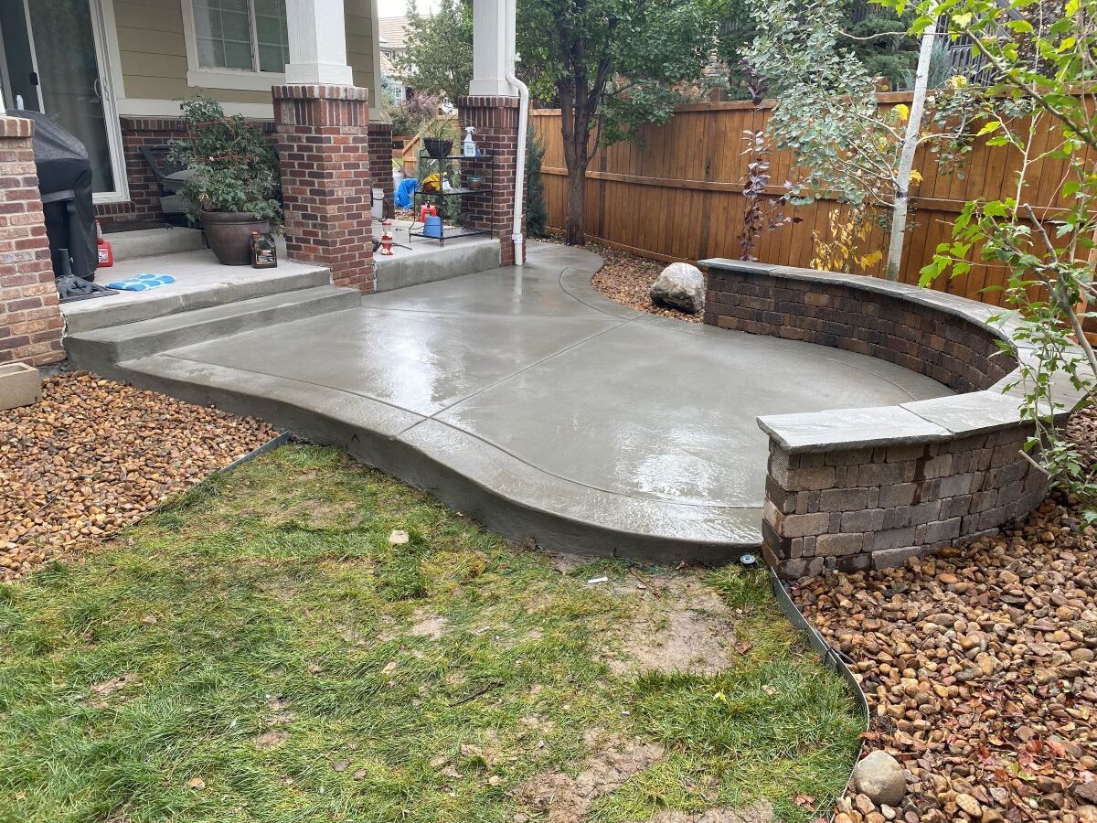 concrete patio and seating wall